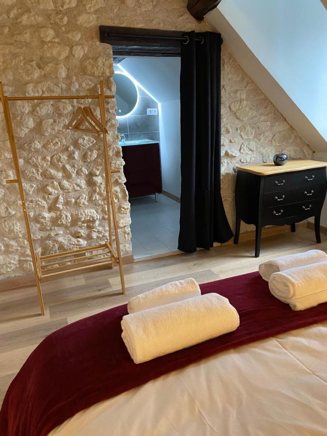 La Charmeraie : Gite De Charme, Piscine Et Spa Thésée Eksteriør bilde